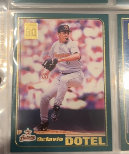 2001 Topps #499 Octavio Dotel — front