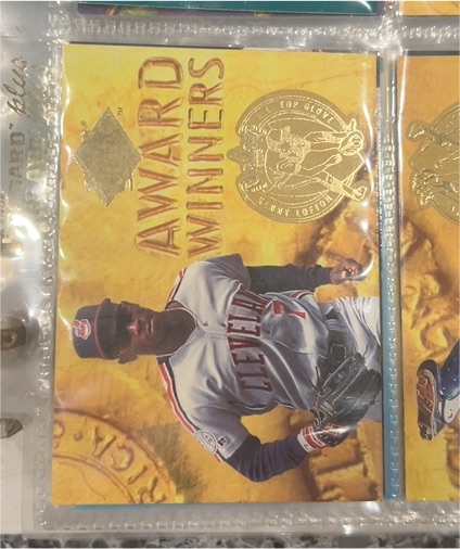 1994 Fleer Ultra #7 Kenny Lofton — front
