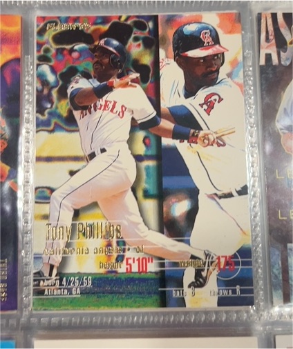 1995 Fleer Update #U-67 Tony Phillips — front