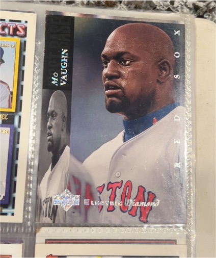 1994 Upper Deck Electric Diamond #71 Mo Vaughn — front