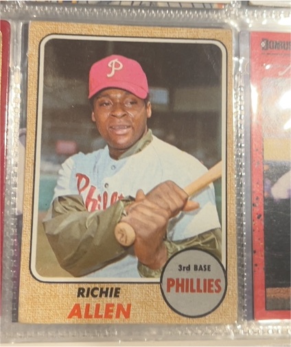 1968 Topps #225 Richie Allen — front
