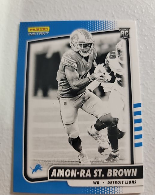 2021 Panini Instant Black & White #BW29 Amon-Ra St. Brown — front