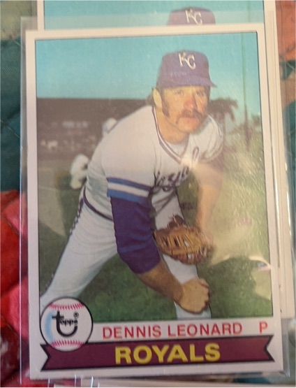 1979 Topps #360 Dennis Leonard — front
