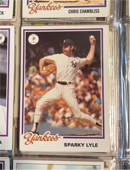 1978 Topps Burger King #9 Sparky Lyle — front