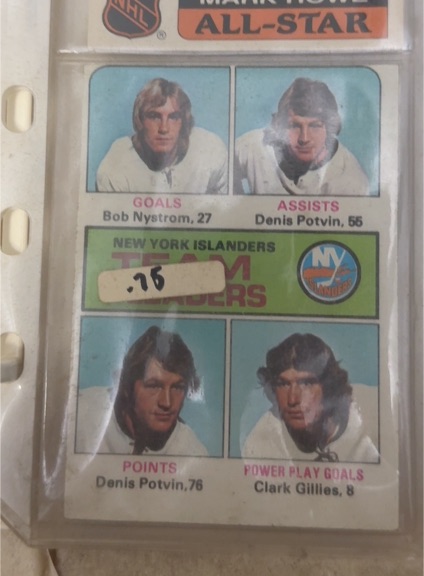 1975-76 O-Pee-Chee #323 New York Islanders Team Leaders Bob Nystrom Denis Potvin Clark Gillies — front