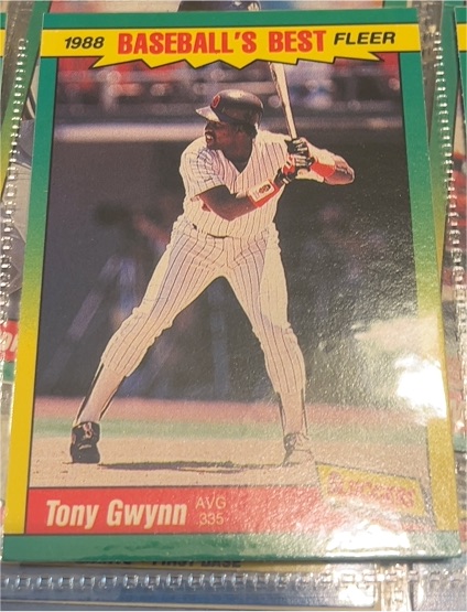 1988 Fleer #17 Tony Gwynn — front