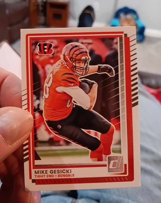 2025 Donruss #139 Mike Gesicki — front