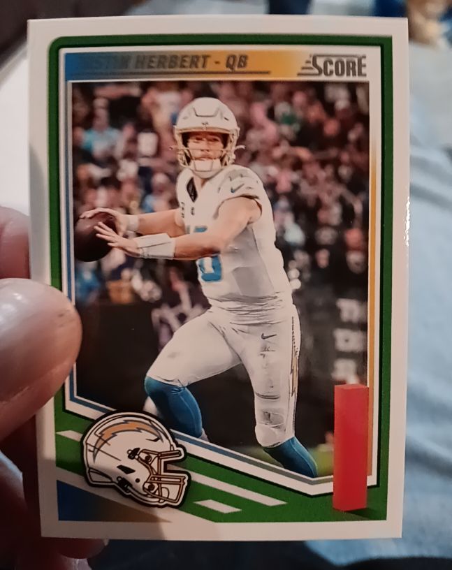 2025 Panini Score #220 Justin Herbert — front