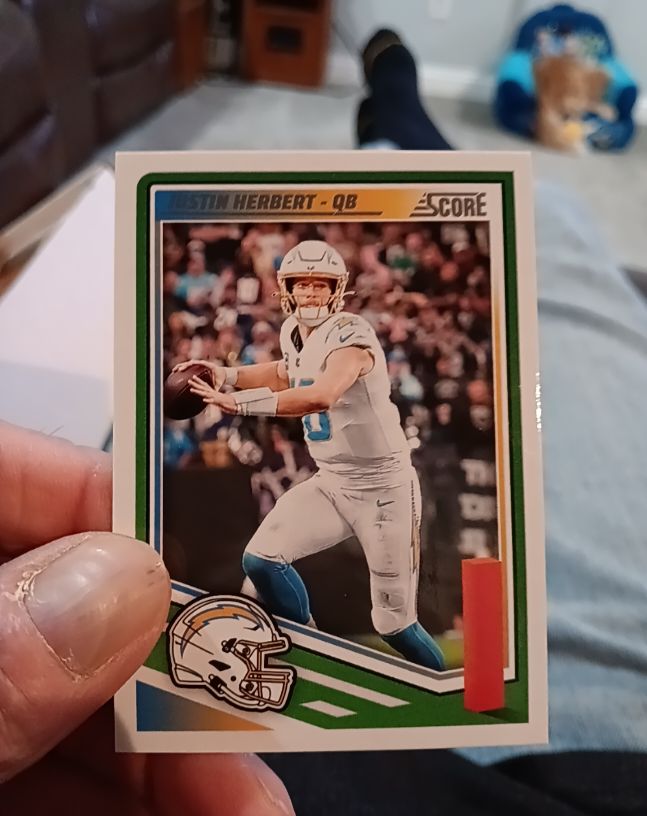 2025 Panini Score #220 Justin Herbert — front