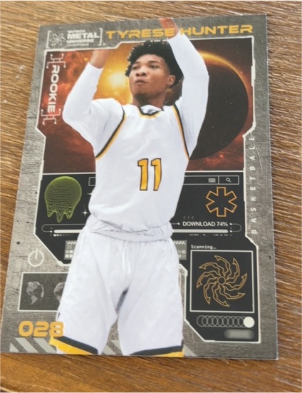 2023 Skybox Metal Universe #028 Tyrese Hunter — front