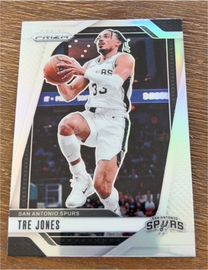 2024-25 Panini Prizm #61 Tre Jones — front