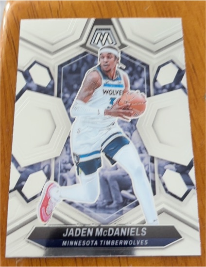 2023-24 Panini Mosaic #87 Jaden McDaniels — front