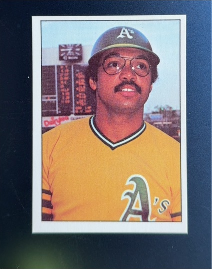 1975 SSPC #494 Reggie Jackson — front