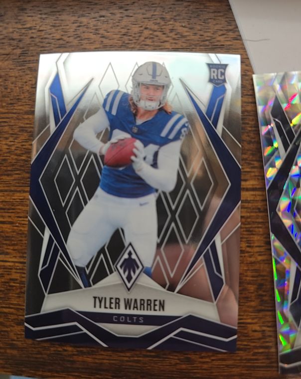 2025 Panini Phoenix #185 Tyler Warren — front