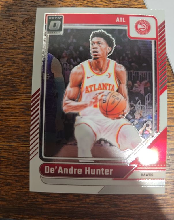 2024-25 Panini Donruss Optic #50 De'Andre Hunter — front