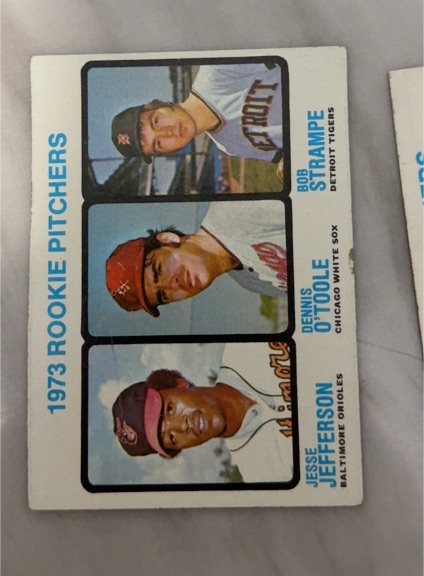 1973 Topps #604 Jesse Jefferson / Dennis O'Toole / Bob Strampe Rookie Pitchers — front