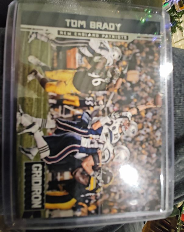 2012 Panini Gridiron #116 Tom Brady — front