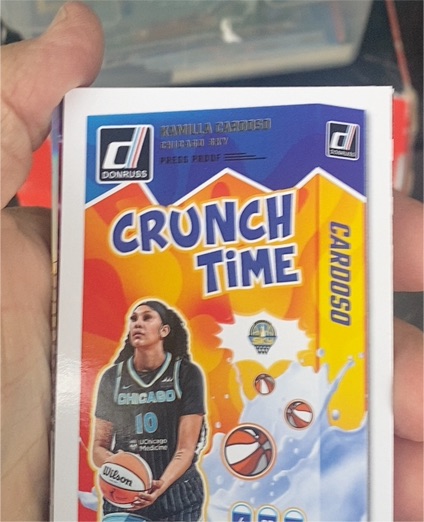 2025 Donruss WNBA #10 Kamilla Cardoso Crunch Time — front
