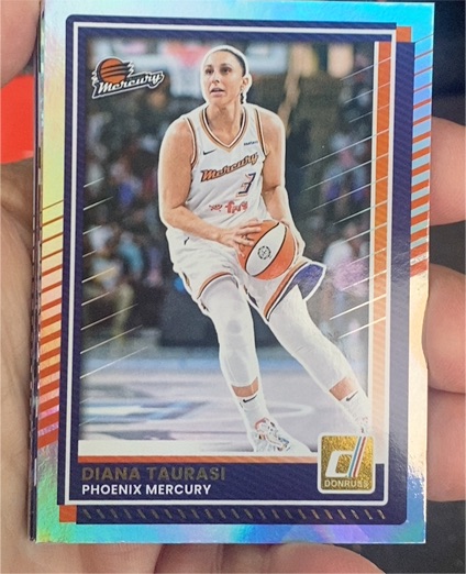 2025 Donruss WNBA #14 Diana Taurasi — front