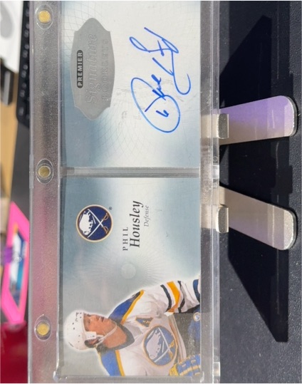 2000 Pacific Premier Signatures #Phil Housley — front