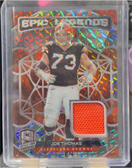 2013 Panini Spectra #73 Joe Thomas — front