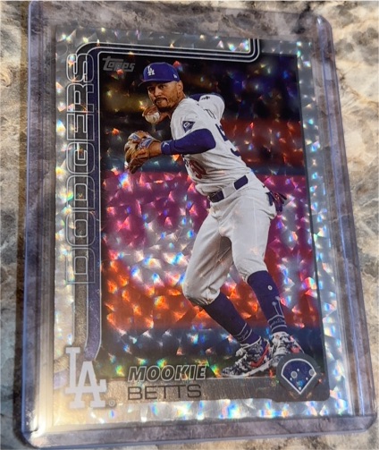2025 Topps Series 2 #500 Mookie Betts — front