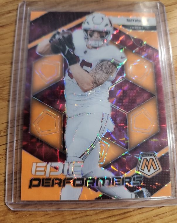 2025 Panini Mosaic #10 Trey McBride Epic Performers — front