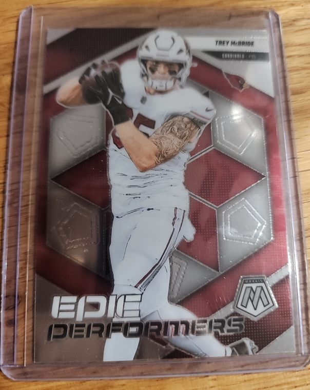 2025 Panini Mosaic #10 Trey McBride Epic Performers — front