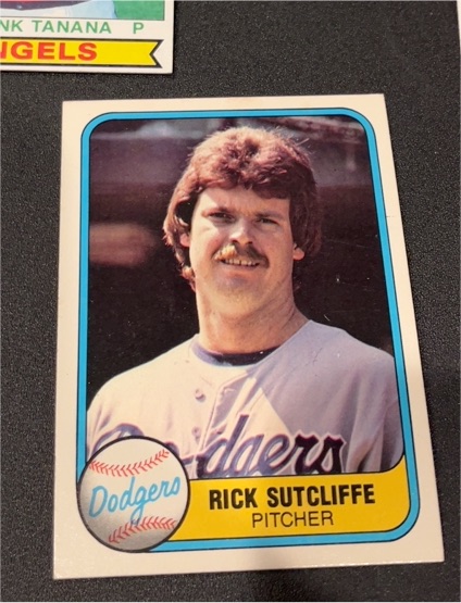 1981 Fleer #125 Rick Sutcliffe — front