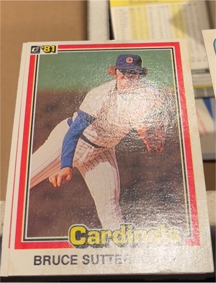 1981 Donruss #310 Bruce Sutter — front