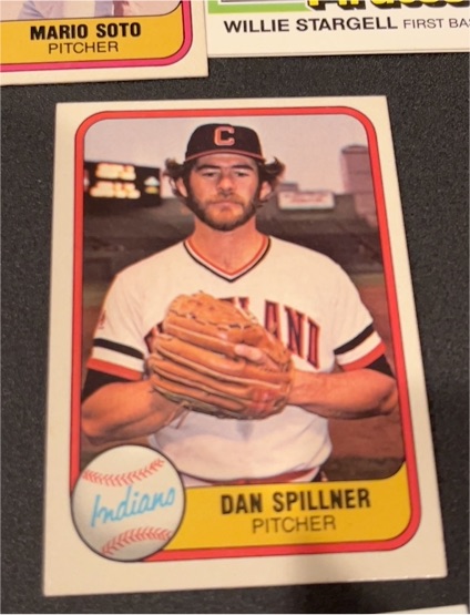 1981 Fleer #392 Dan Spillner — front