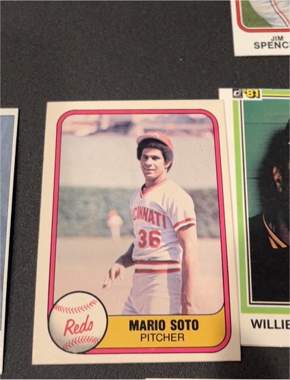 1981 Fleer #214 Mario Soto — front