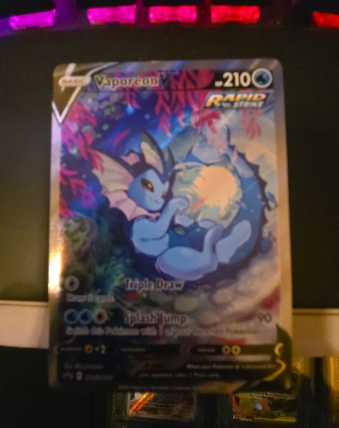 2021 Pokémon TCG SWSH #181 Vaporeon V — front