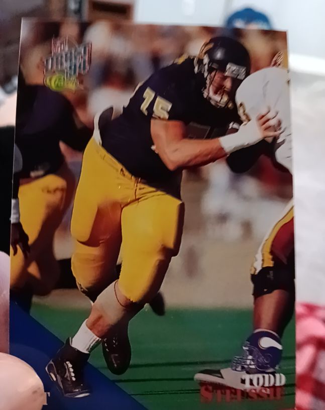 1994 Classic NFL Draft #38 Todd Steussie — front