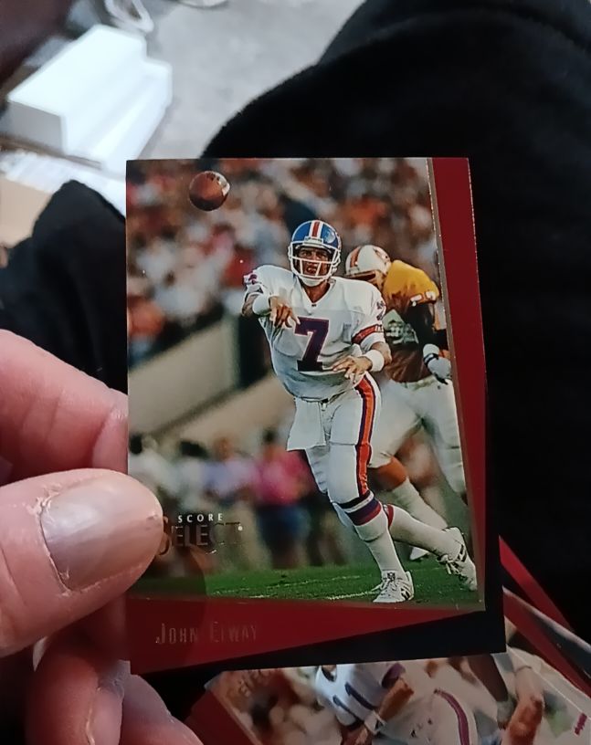 1993 Score Select #34 John Elway — front