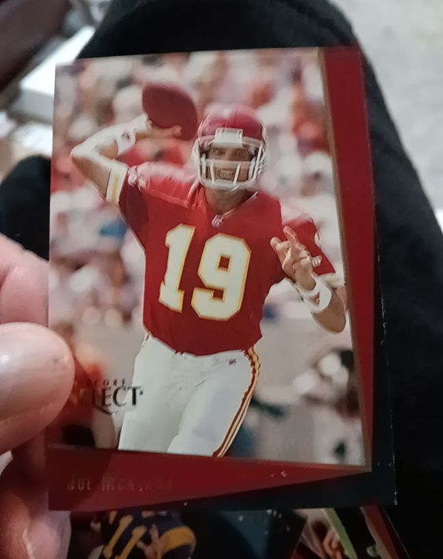 1993 Score Select #155 Joe Montana — front
