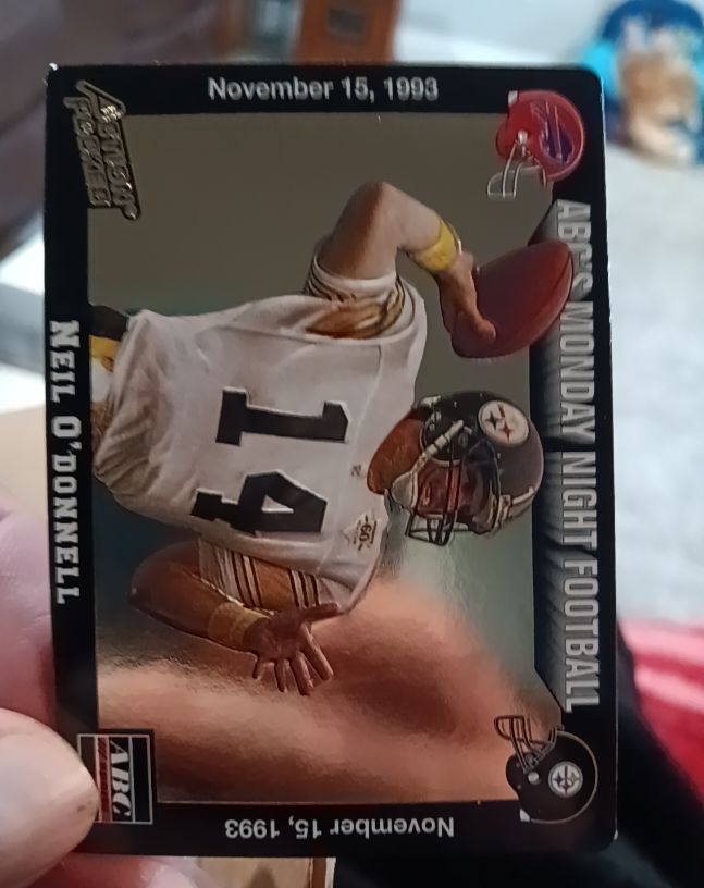 1993 Action Packed Monday Night Football #46 Neil O'Donnell — front