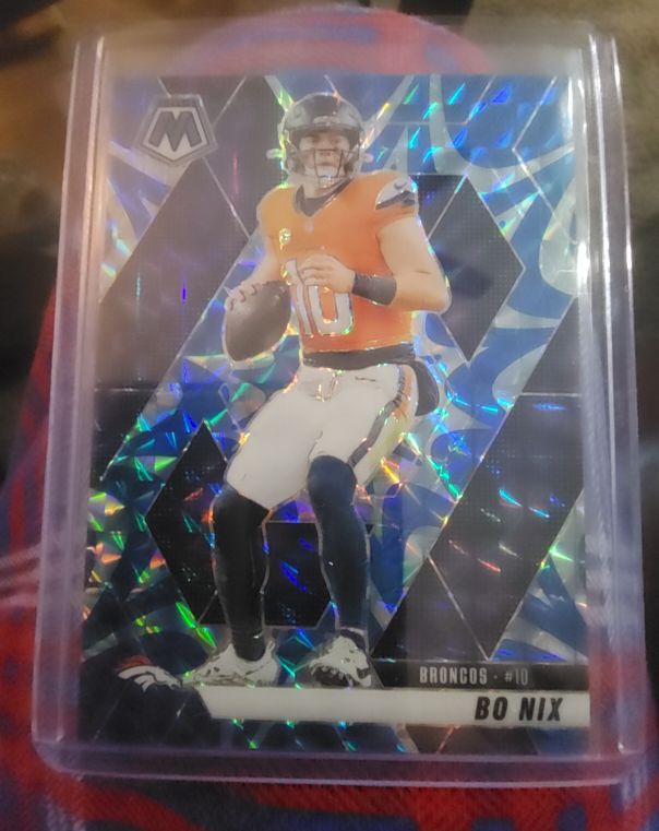2025 Panini Mosaic #10 Bo Nix — front