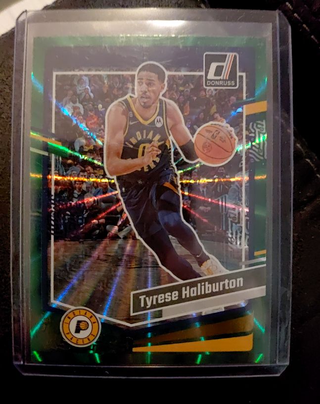 2023-24 Panini Donruss #8 Tyrese Haliburton Green Laser — front