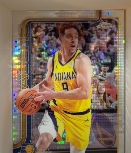 2025-26 Topps Chrome #11 T.J. McConnell — front