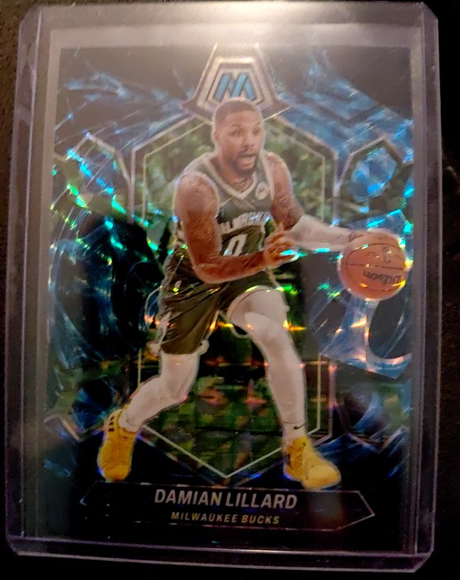 2023-24 Panini Mosaic #14 Damian Lillard Elevate Mosaic Green — front