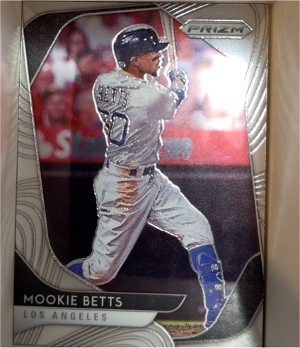 2020 Panini Prizm #117 Mookie Betts — front