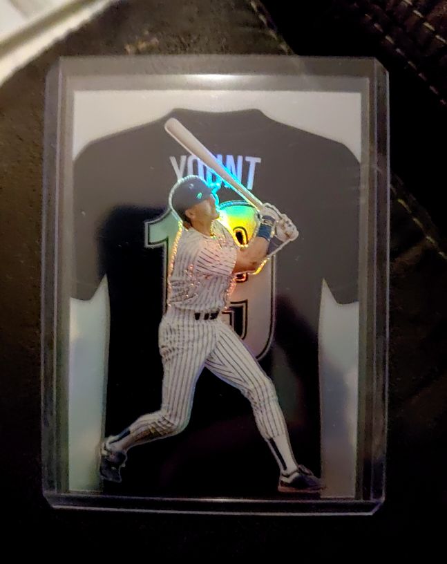 2025 Panini Crusade #11 Robin Yount — front