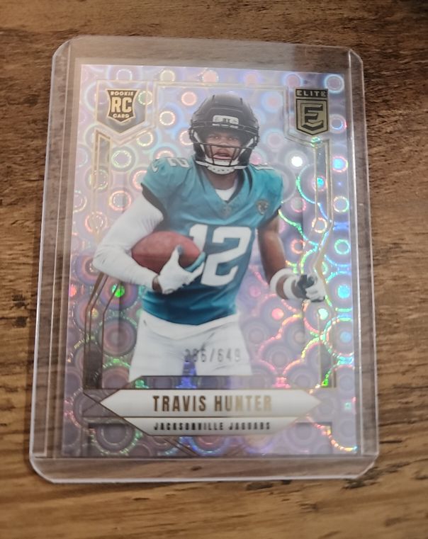 2025 Panini Donruss Elite #114 Travis Hunter — front