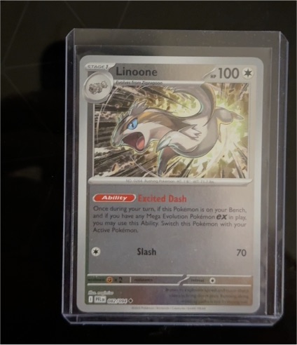 2025 Pokémon #082 Linoone Phantasmal Flames — front