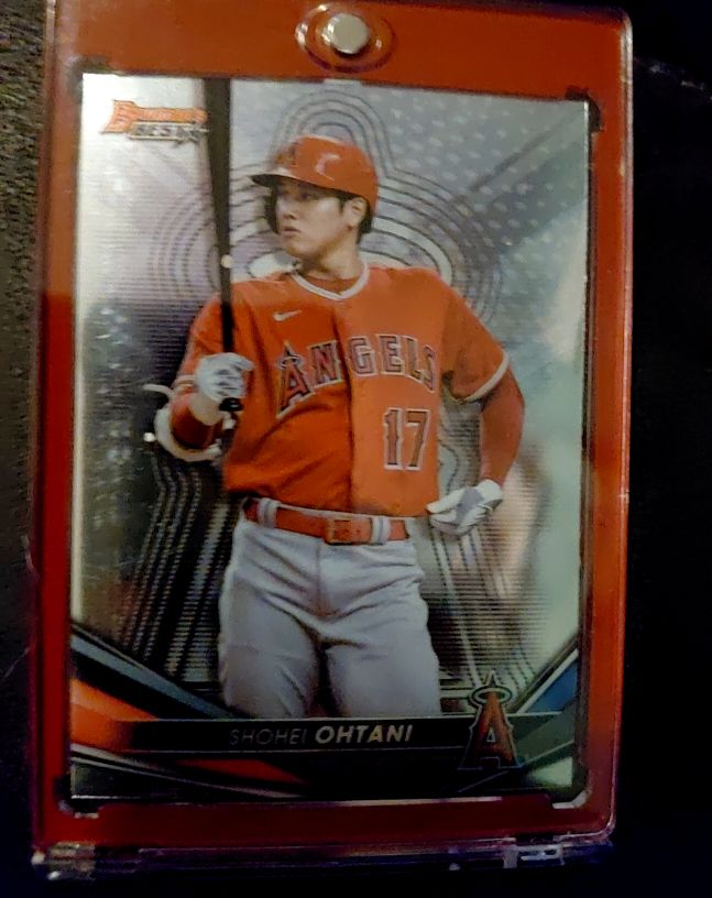 2022 Bowman's Best #25 Shohei Ohtani Los Angeles Angels — front