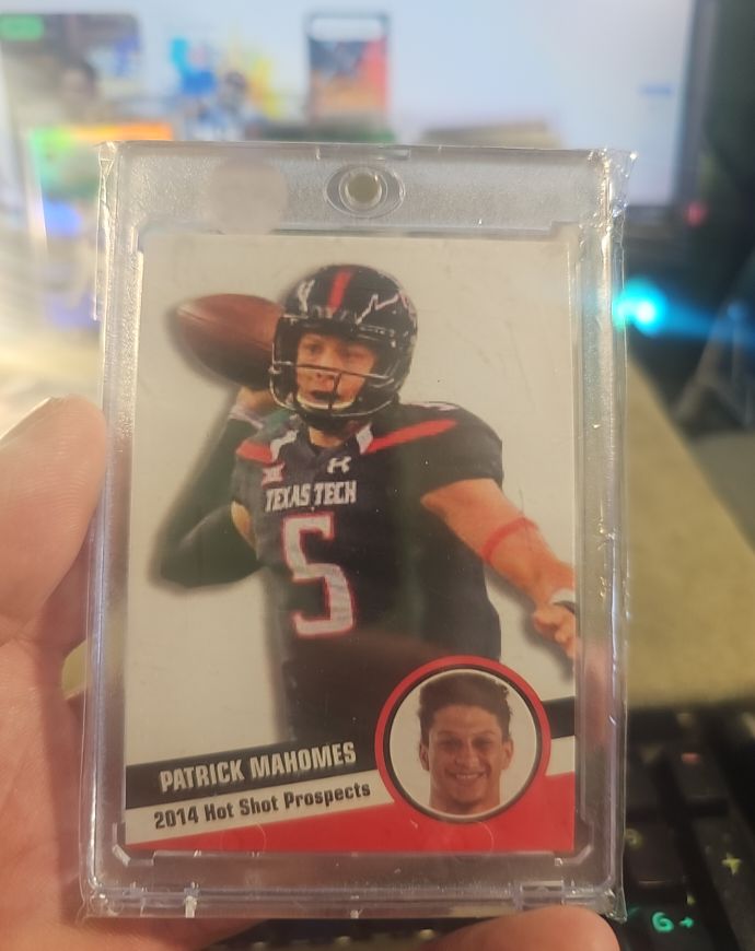2014 Hot Shot Prospects Patrick Mahomes — front