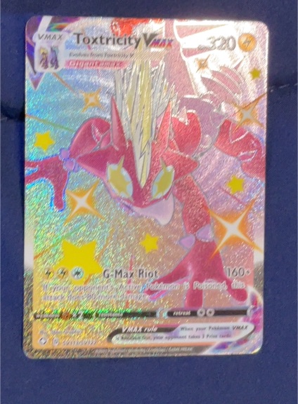 2021 Pokémon TCG Shining Fates #SV113 Toxtricity VMAX — front