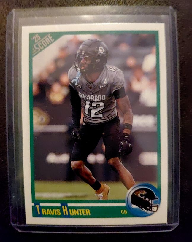 2025 Panini Score #5 Travis Hunter — front