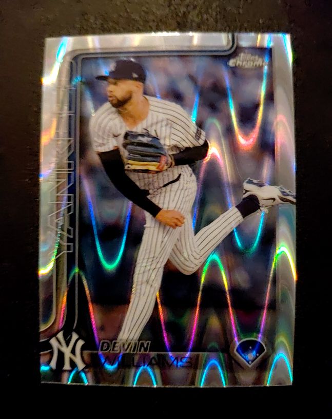 2025 Topps Chrome #153 Devin Williams — front